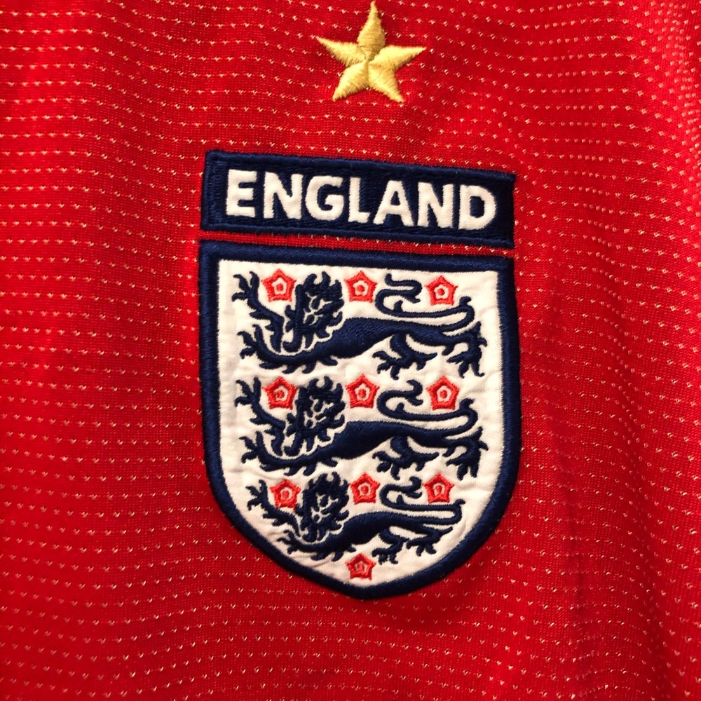 2006 Umbro England World Cup soccer jersey - Picture 3 of 6